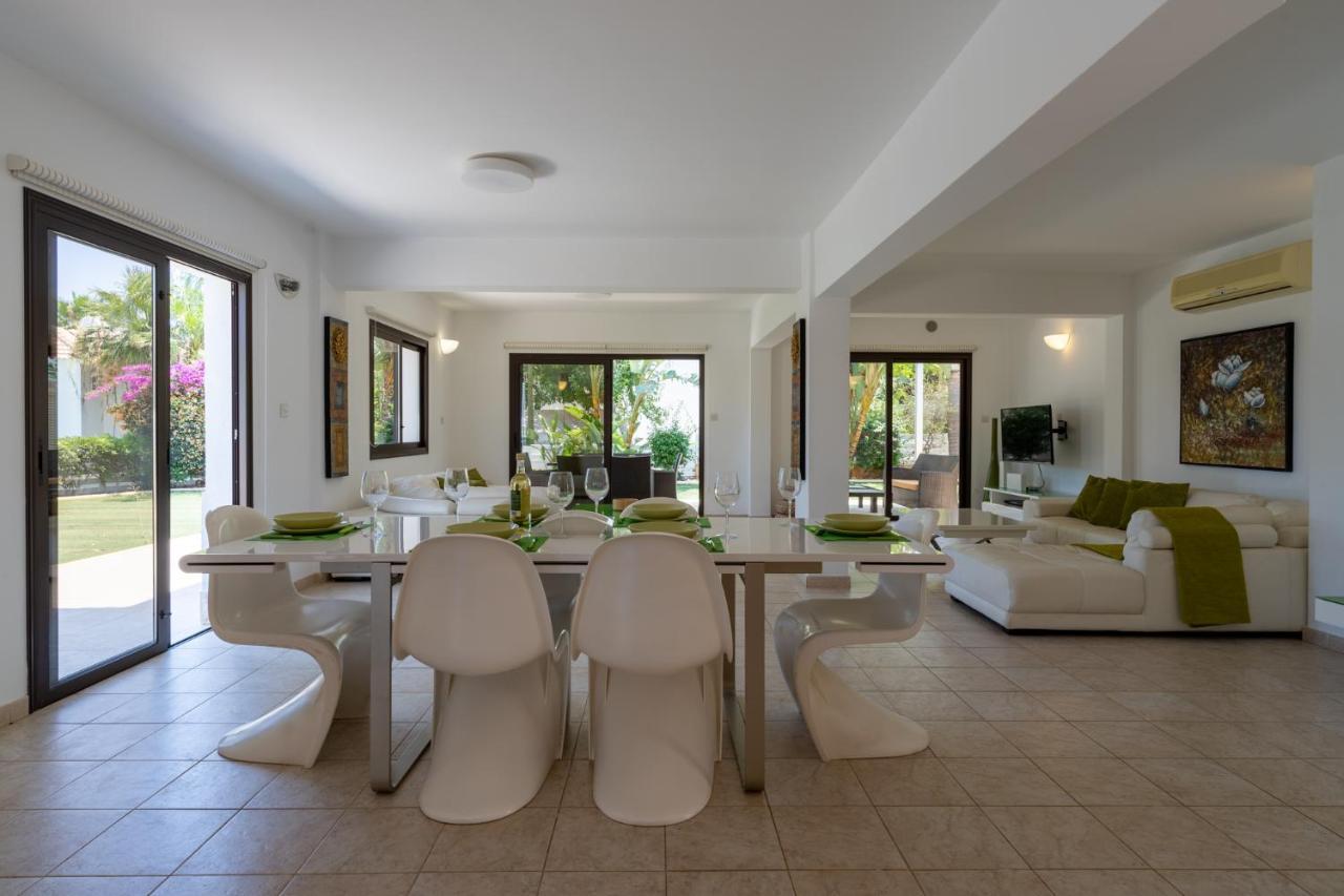 Lime 3-bedroom In *