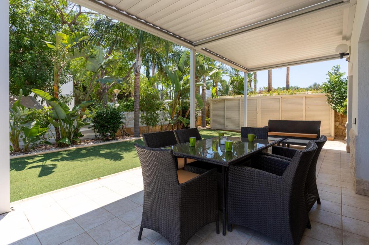 Lime 3-bedroom In Villa