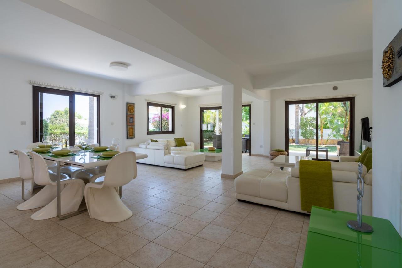 Villa Lime 3-bedroom In *